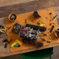 LEGO Klocki Technic 42215 Koparka Volvo EC500 Hybrid