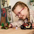 LEGO Klocki Jurassic World 76972 Ucieczka terenĂłwkÄ przed raptorem