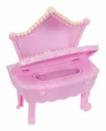 MGA Lalka Yummiland Beauty Bag + Lip Gloss Cupcake
